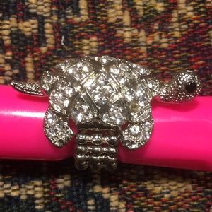 Silver Rhinestone Turtle Stretch Statement Ring